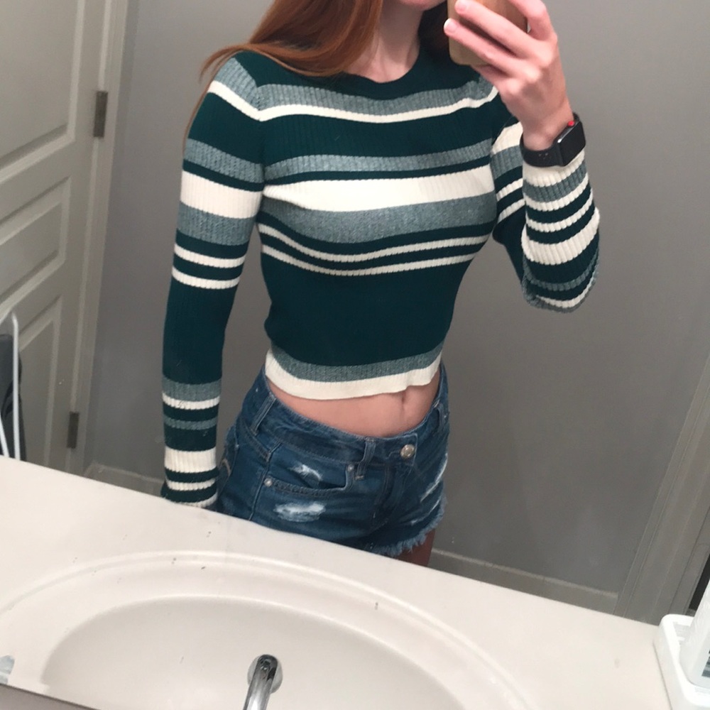 Cropped Sweater